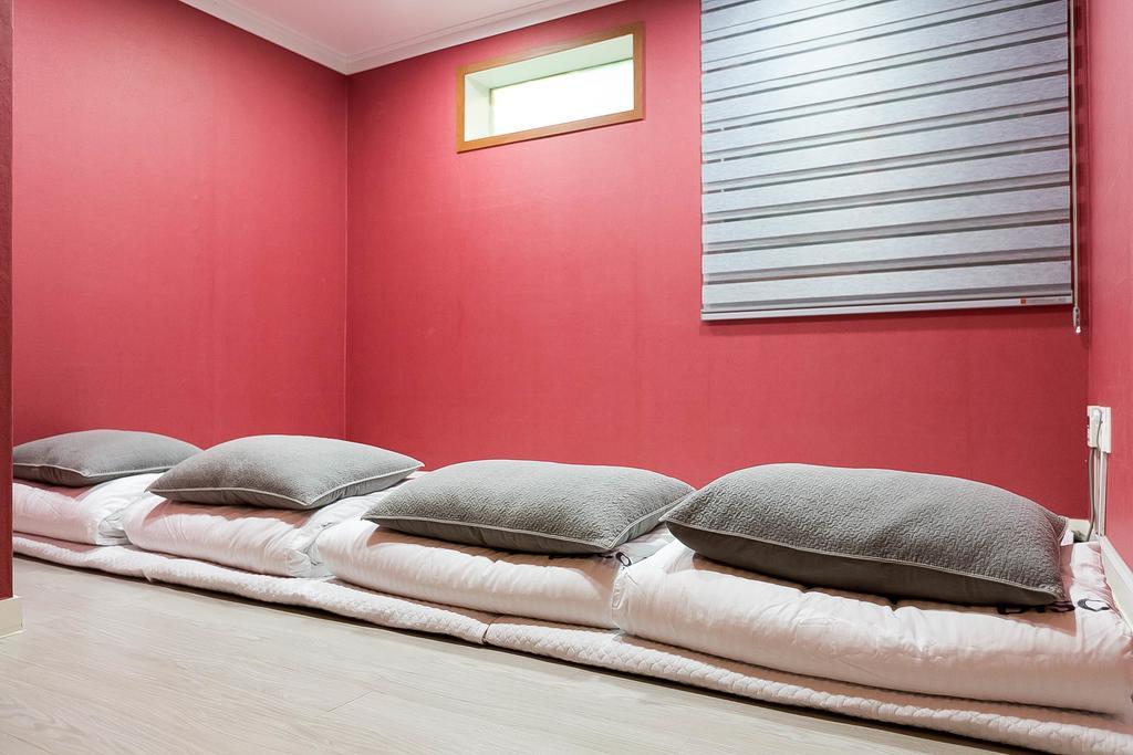 Discovery Busan Guesthouse Esterno foto